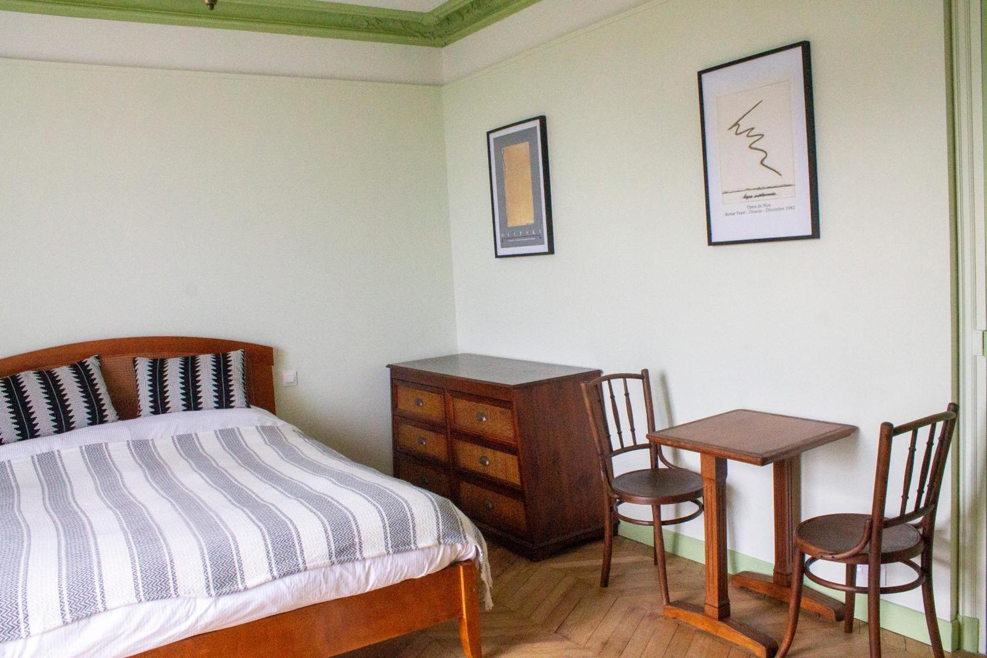 Manoir Le Parc Near Paris & Disneyland Villevaude Room photo